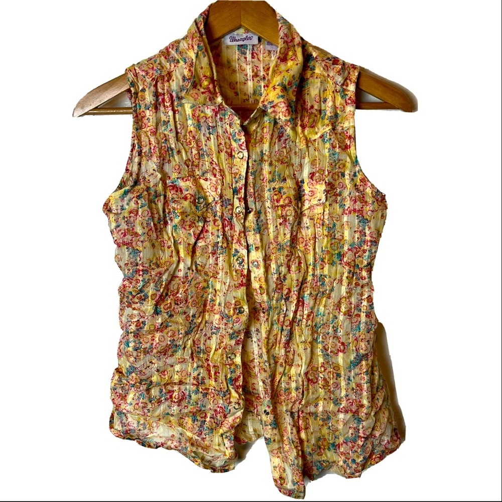 Wrangler women sleeveless floral printed Wrancher shirt button front size medium